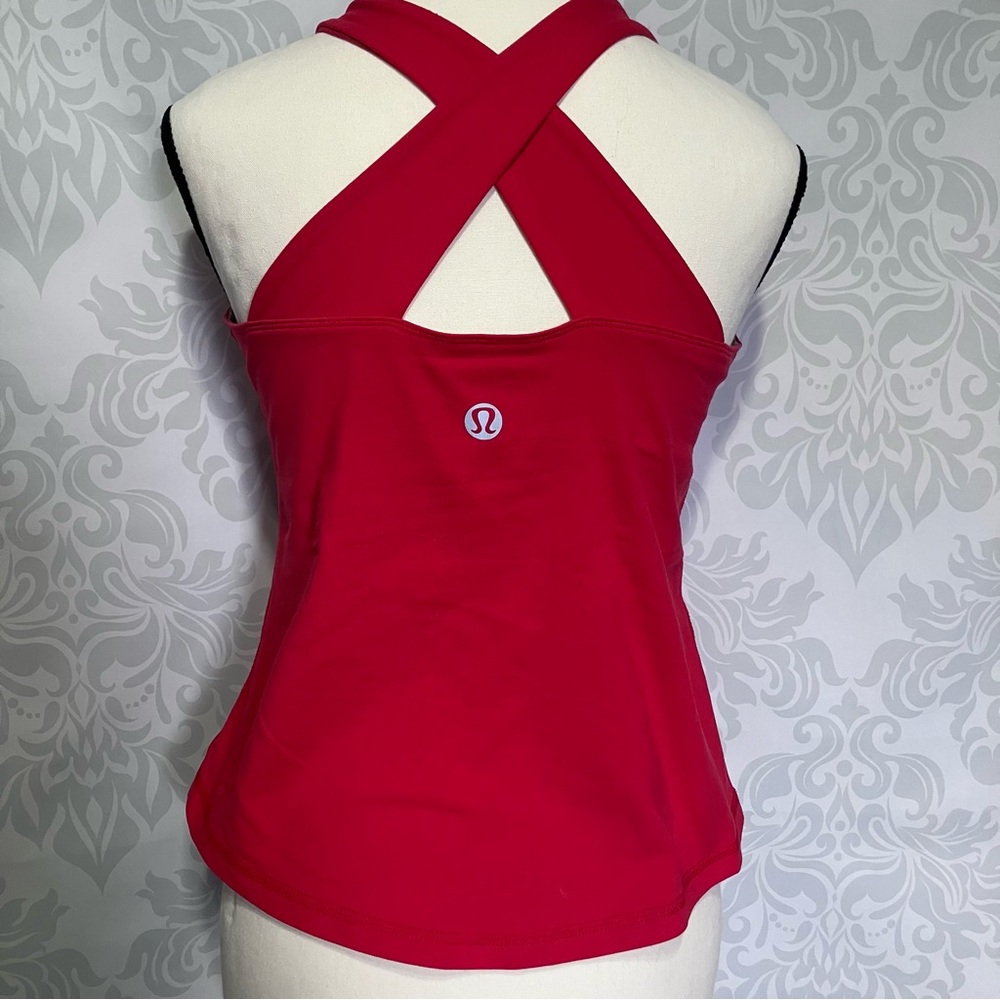 Women’s LULULEMON Red Waist Length Repose Tank Top~Size 10🌹